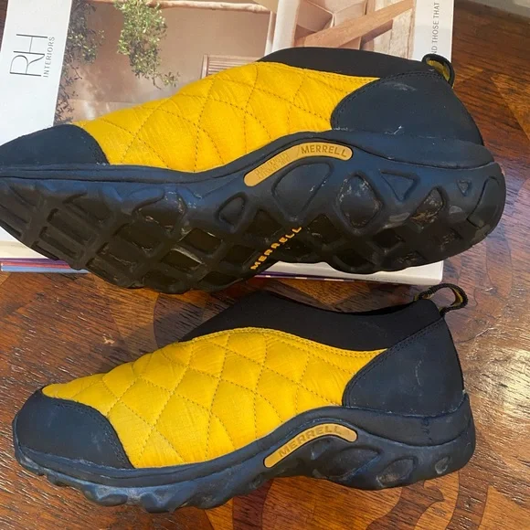 Merrell Yellow and Black womens Shoes - Picture 2 of 8